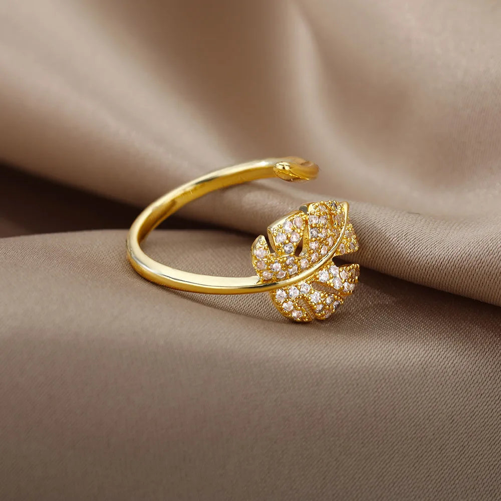 Palm Leaf Ring