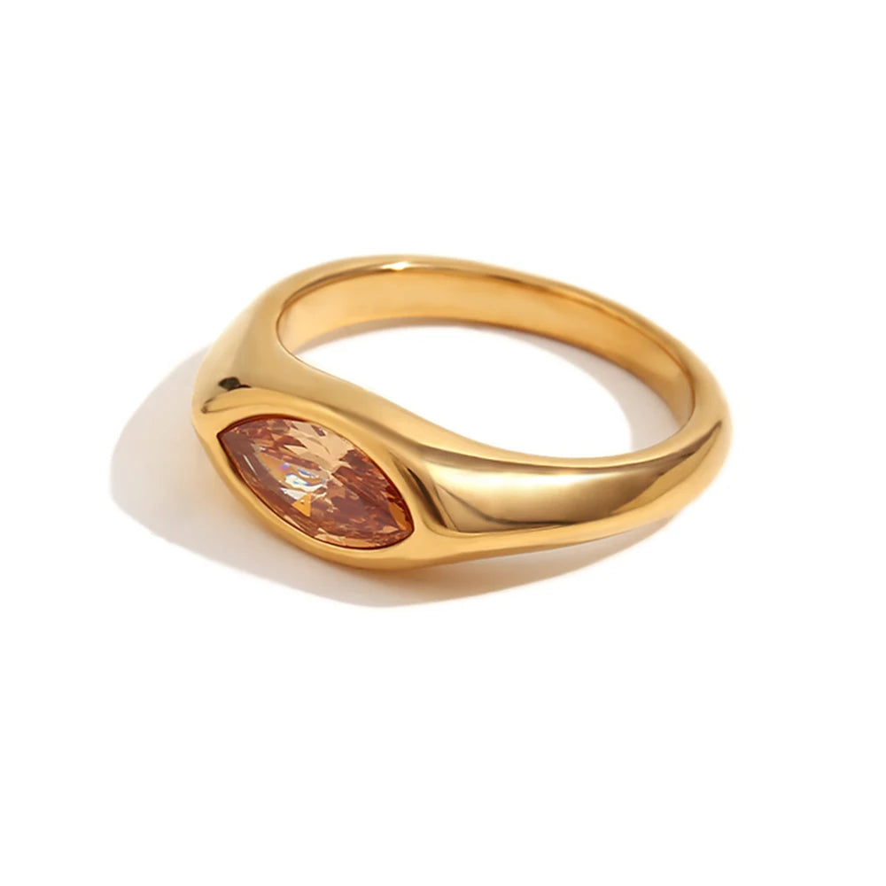 Belle Horse  Ring